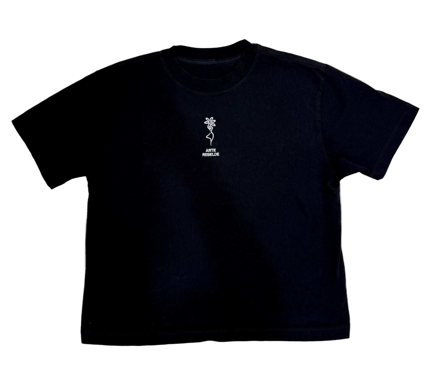 Nuestra T-shirt “Ellas Inspiran – Arte rebelde” (manga corta)